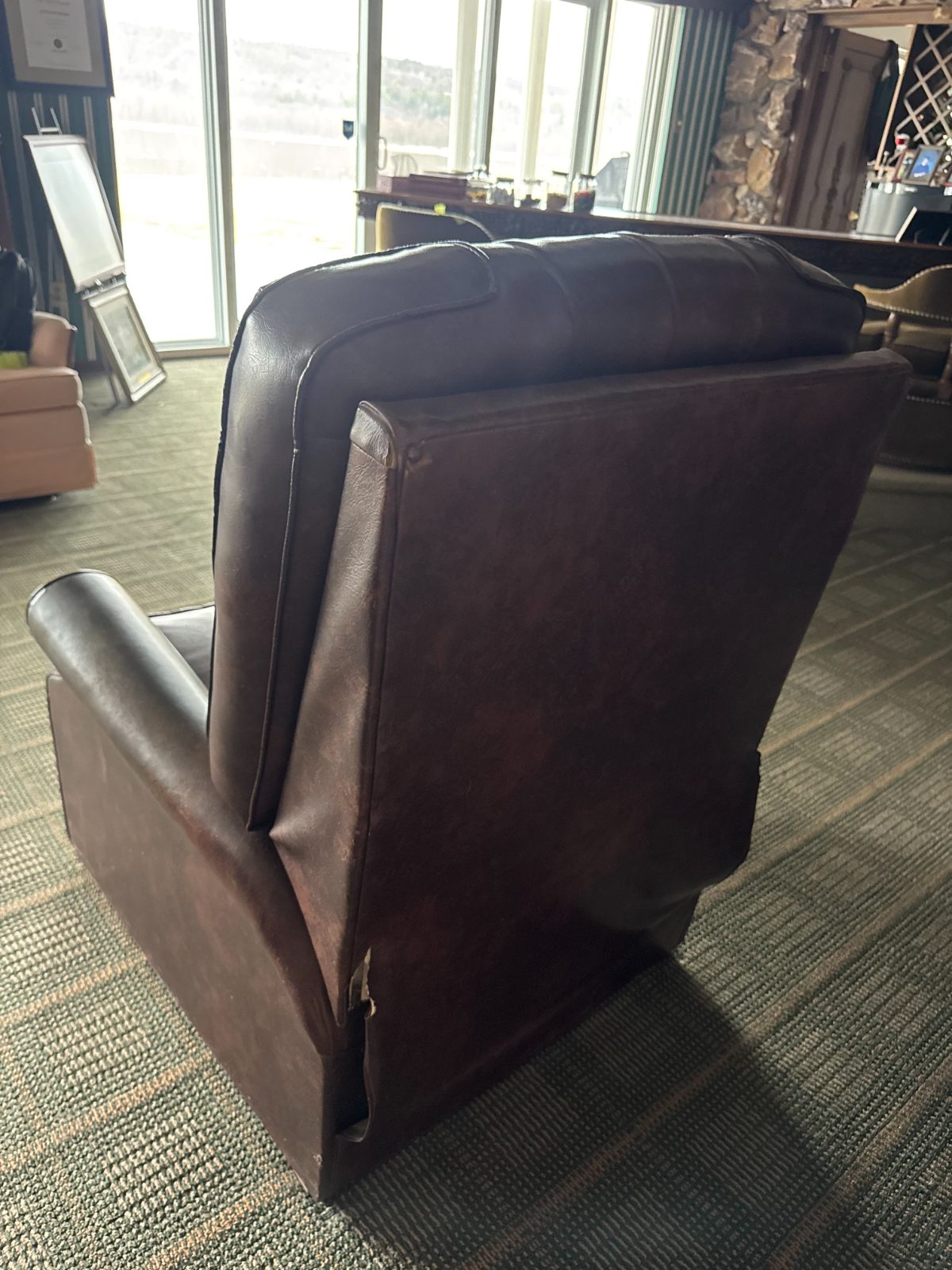 Leather Recliner thumbnail 4