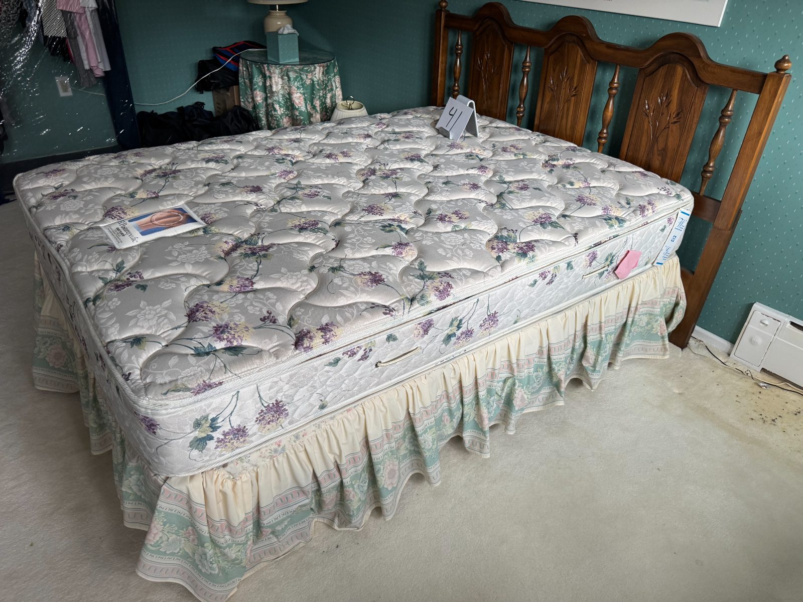 Vintage Bed Frame Set thumbnail 3