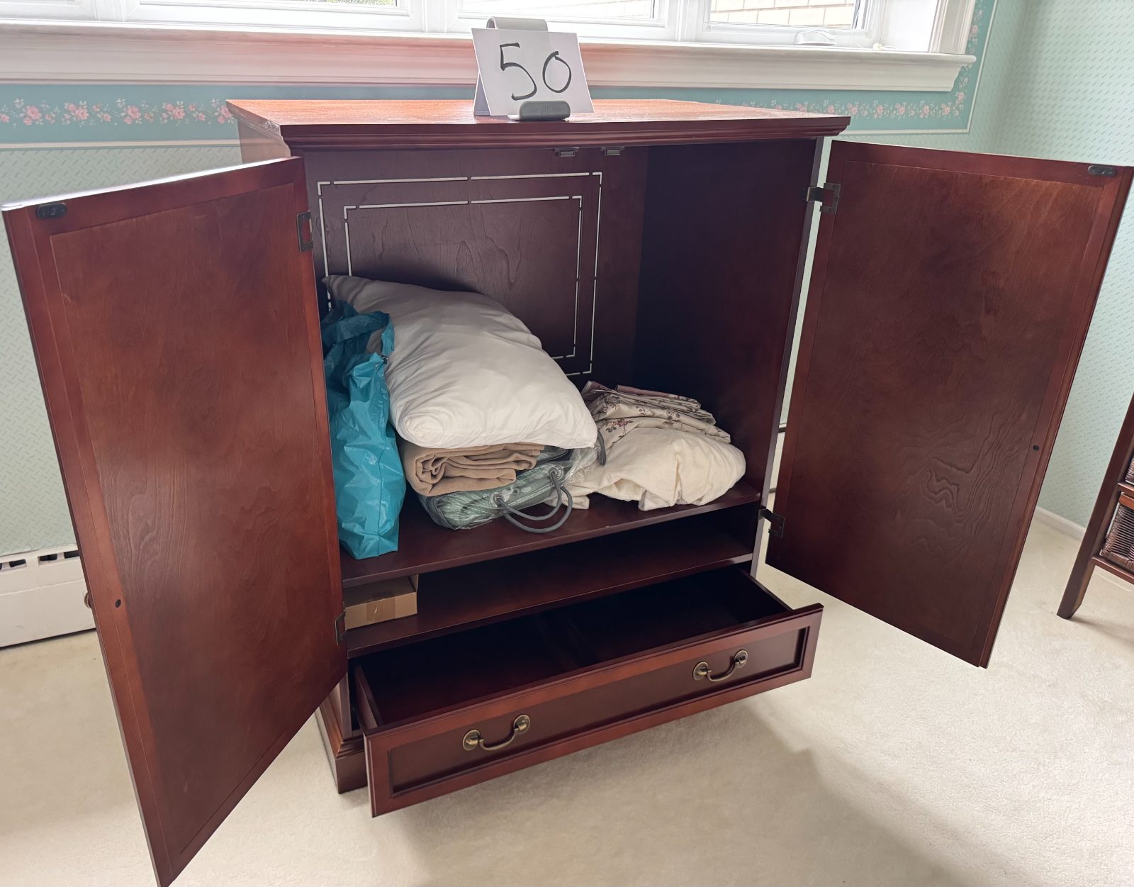 Media Cabinet thumbnail 2