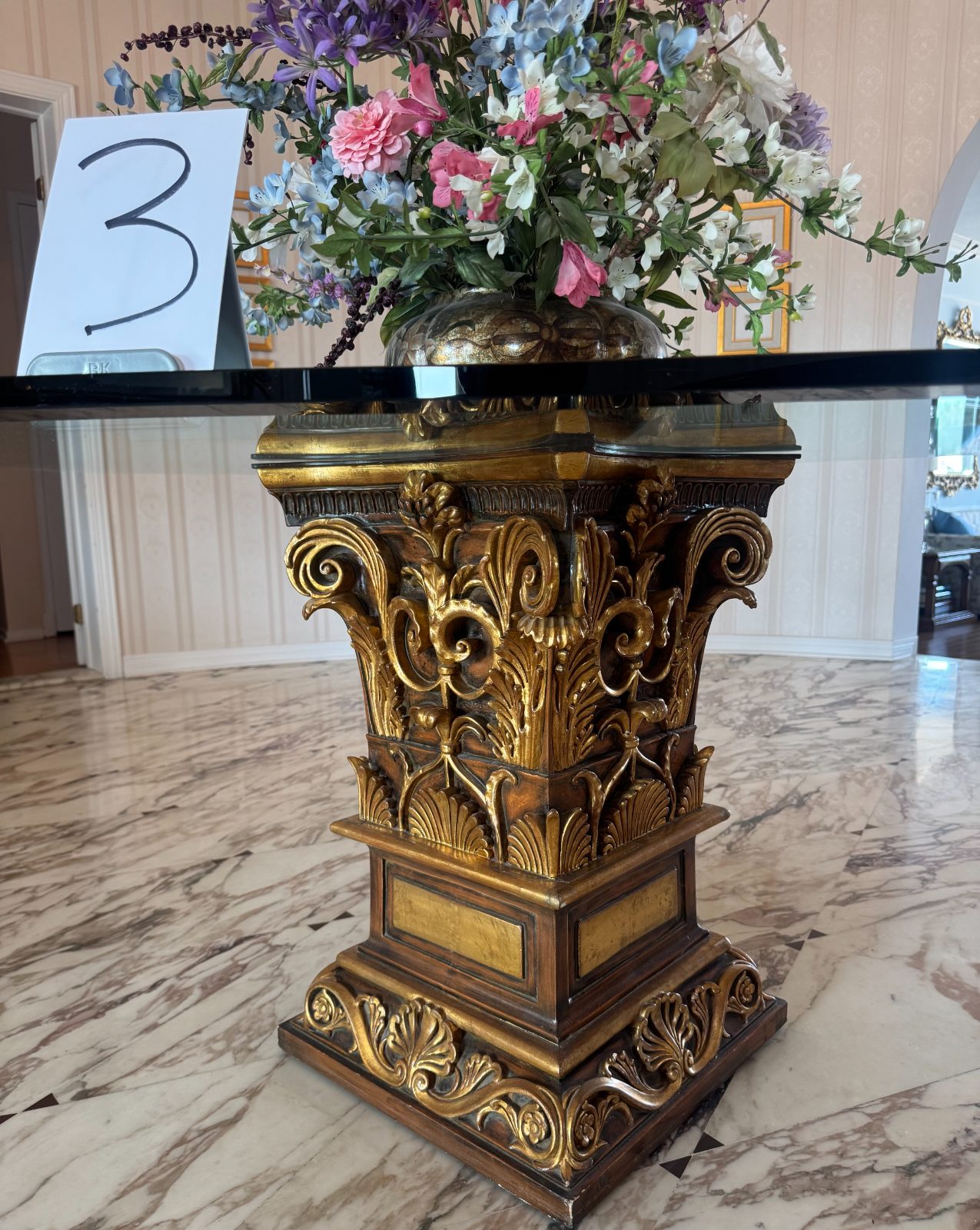 Giltwood Goldleaf Enterance Table thumbnail 4